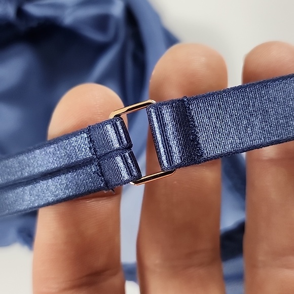 ⭐️2/ $30⭐️ Aerie Blue Satin Lace Rose Gold Hardware Underwire Demi Cup Bra 34DD - Picture 9 of 9